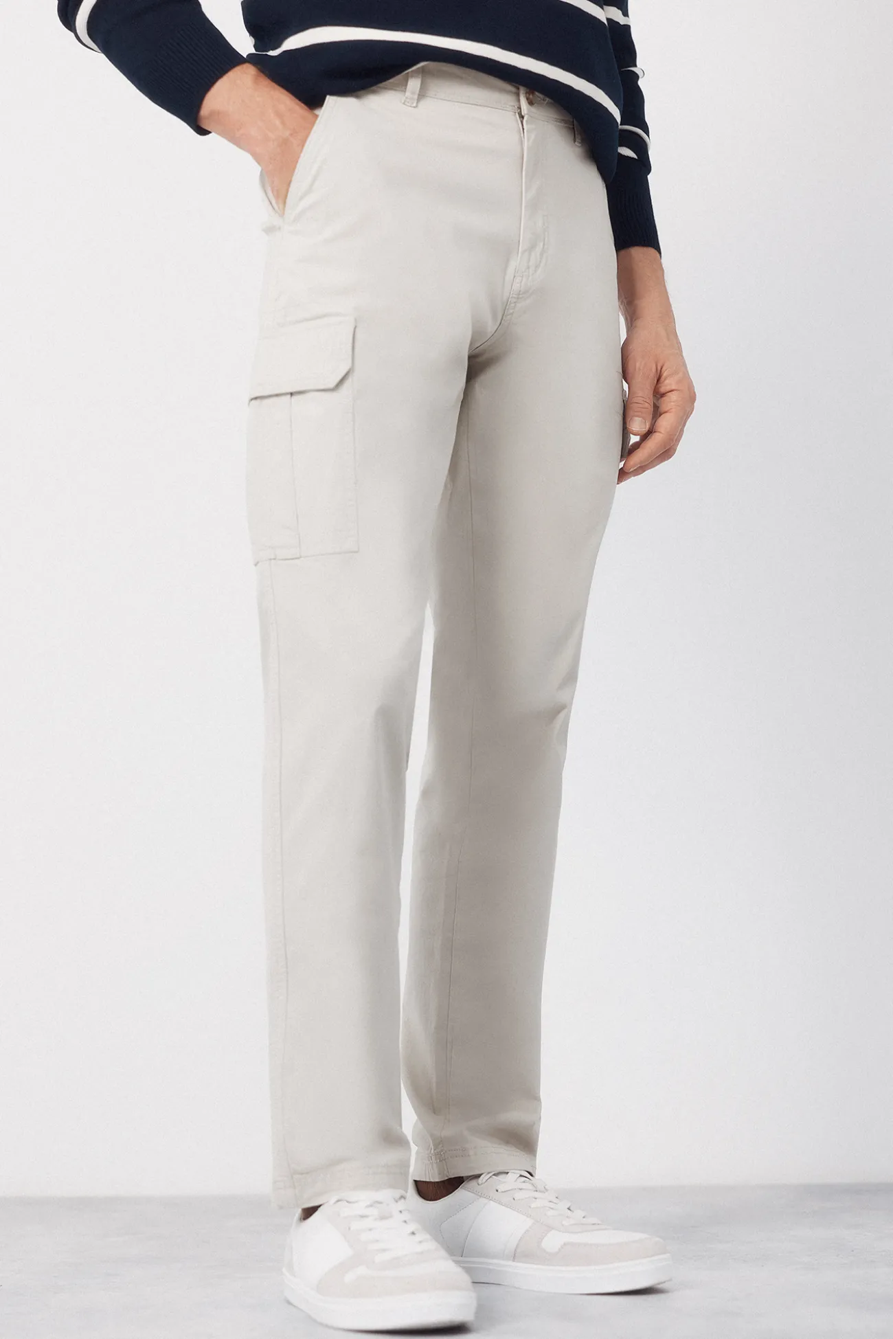 Pantalón cargo tapered