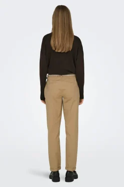 Pantal&oacute;n chino el&aacute;stico