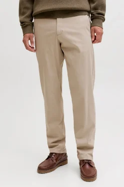 Pantal&oacute;n chino relaxed