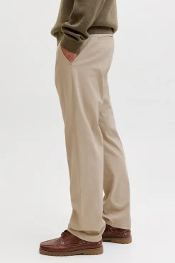 Pantal&oacute;n chino relaxed