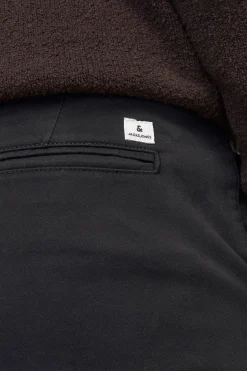 Pantal&oacute;n chino slim fit