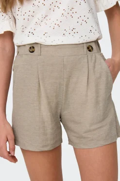 Pantal&oacute;n corto botones