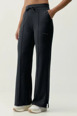 Pantal&oacute;n deportivo Leila Negro
