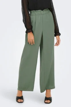 Pantal&oacute;n largo ancho
