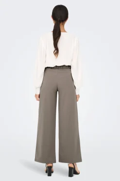 Pantal&oacute;n largo de traje