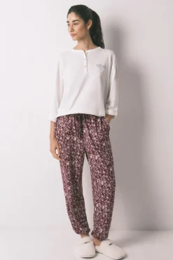 Pantal&oacute;n largo granate estampado flores