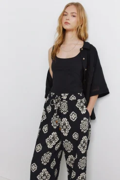 Pantal&oacute;n lino estampado