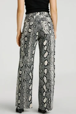 Pantal&oacute;n loose fit corderoy