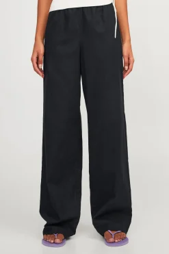 Pantal&oacute;n regular fit verano