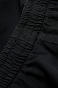 Pantal&oacute;n regular fit verano