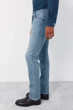 Pantal&oacute;n vaquero ligero slim fit