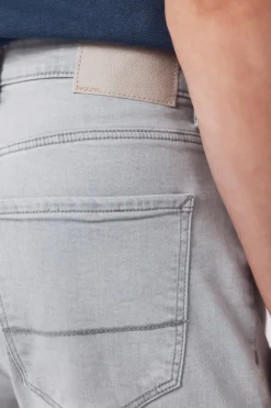 Pantal&oacute;n vaquero regular fit