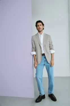 Pantal&oacute;n vaquero straight fit