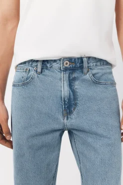 Pantal&oacute;n vaquero straight fit