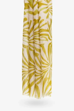 Pa&ntilde;uelo semitransparente con estampado floral