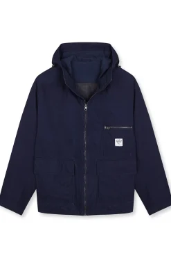 Parka corta con capucha