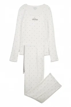 Pijama largo canal&eacute; blanco estampado estrellas