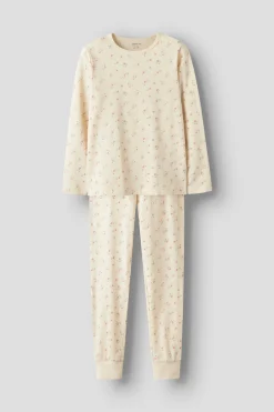 Pijama ni&ntilde;a flores
