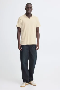 Polo de punto con cuello pico