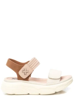 Sandalia tiras el&aacute;sticas velcro