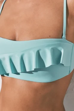 Top bikini bandeau relleno volantes azul
