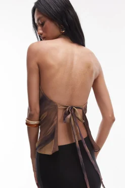 Top halter neck