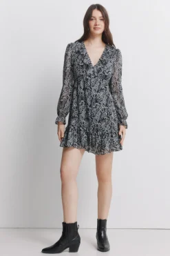 Vestido corto estampado manga larga