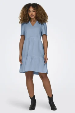 Vestido corto manga corta