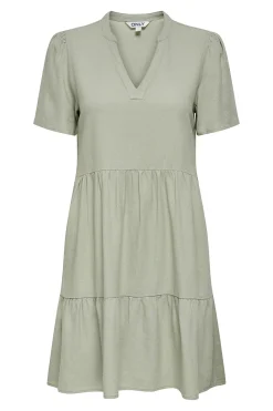 Vestido corto manga corta