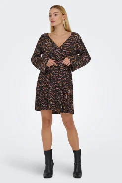 Vestido corto plisado
