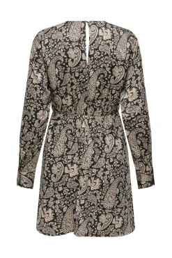 Vestido corto satinado