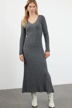 Vestido largo b&aacute;sico