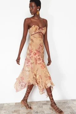 Vestido midi detalle lazo