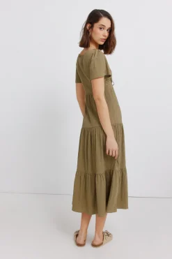 Vestido midi volantes