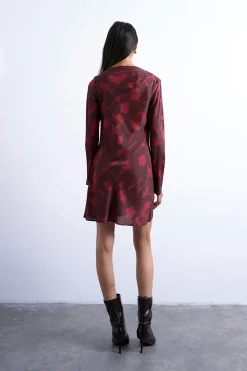 Vestido mini de viscosa de manga larga