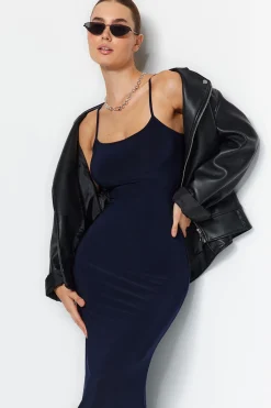 Vestido tubo de punto largo
