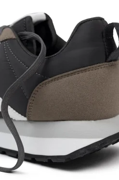 Zapatilla Rush 04
