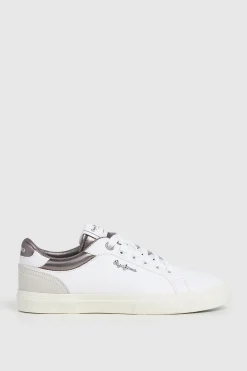 Zapatillas Cl&aacute;sicas Con Detalles En Ante