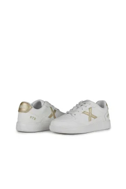 Zapatillas deportiva de ni&ntilde;a