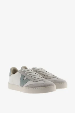Zapatillas efecto piel serraje