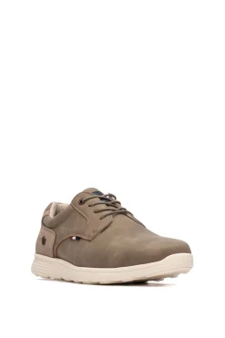 Zapatos con cordones